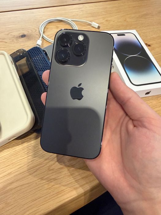 Iphone 14 pro 256gb, черен
