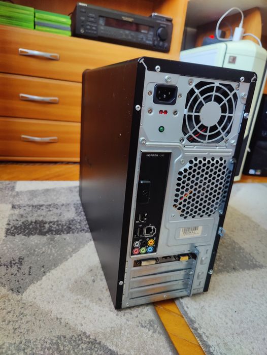 Vând computer Intel Core2 Quad