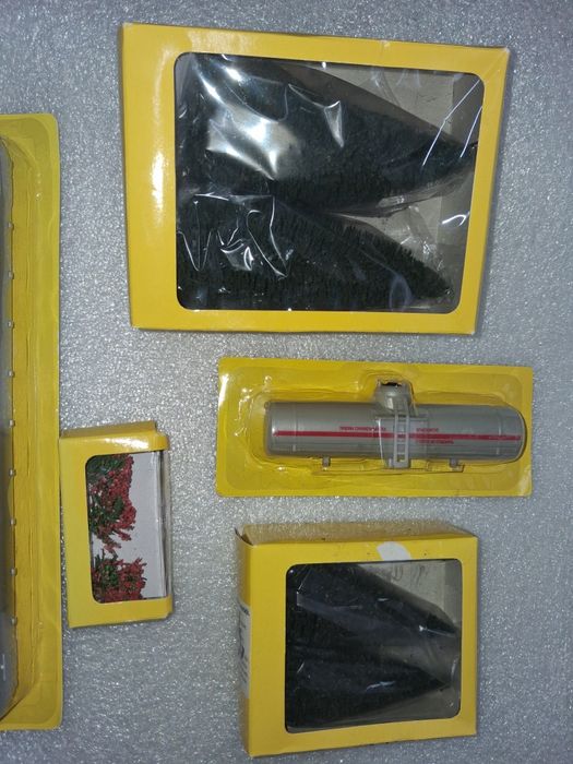 Lot feroviar revista trenulet electric scara H0