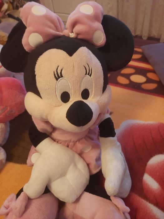 Играчка- плюшен Мини Маус