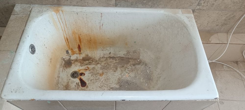 Recondiționare/Recondiționări Cazi de Baie