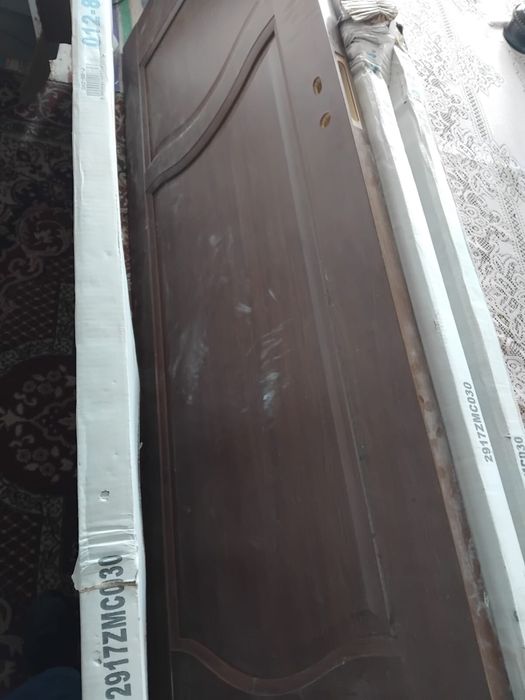 Vand usi pentru casa