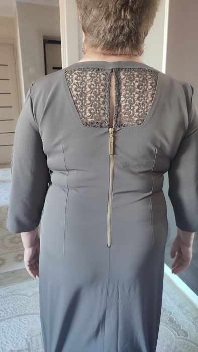 Продам женское платье