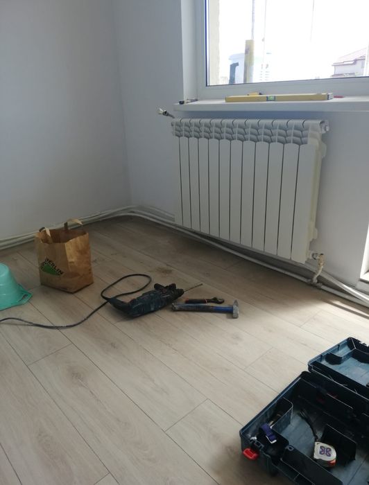 Zugrăvesc case/apartamente