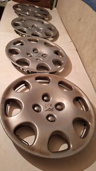 Стоманени джанти-15 цола със зимни гуми 15  Continental + болтове .80