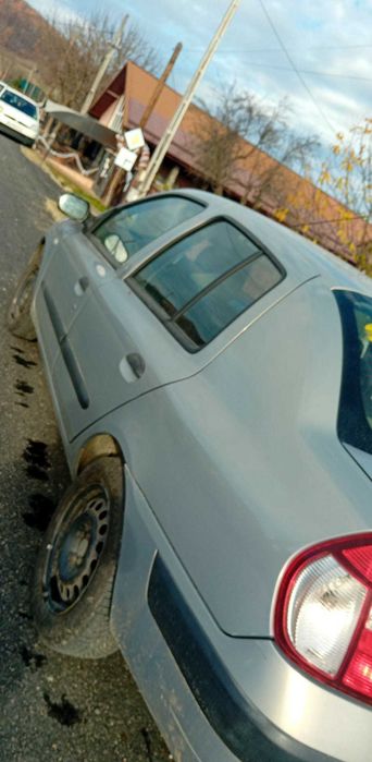 Vând Renault symbol