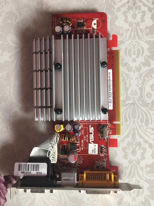 Видеокарта ASUS AMD Radeon HD 3450 DDR2 DVI VGA PCI-Express