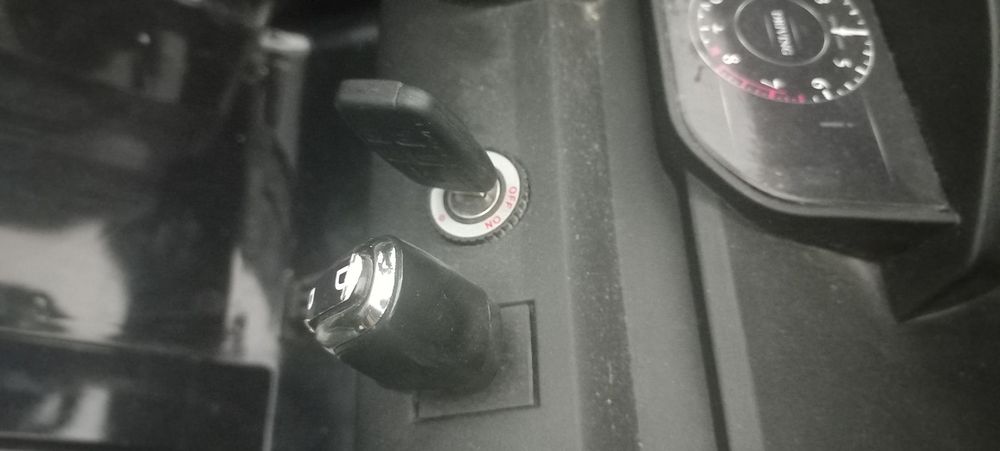 Продам электроавтомобиль на аккумуляторе