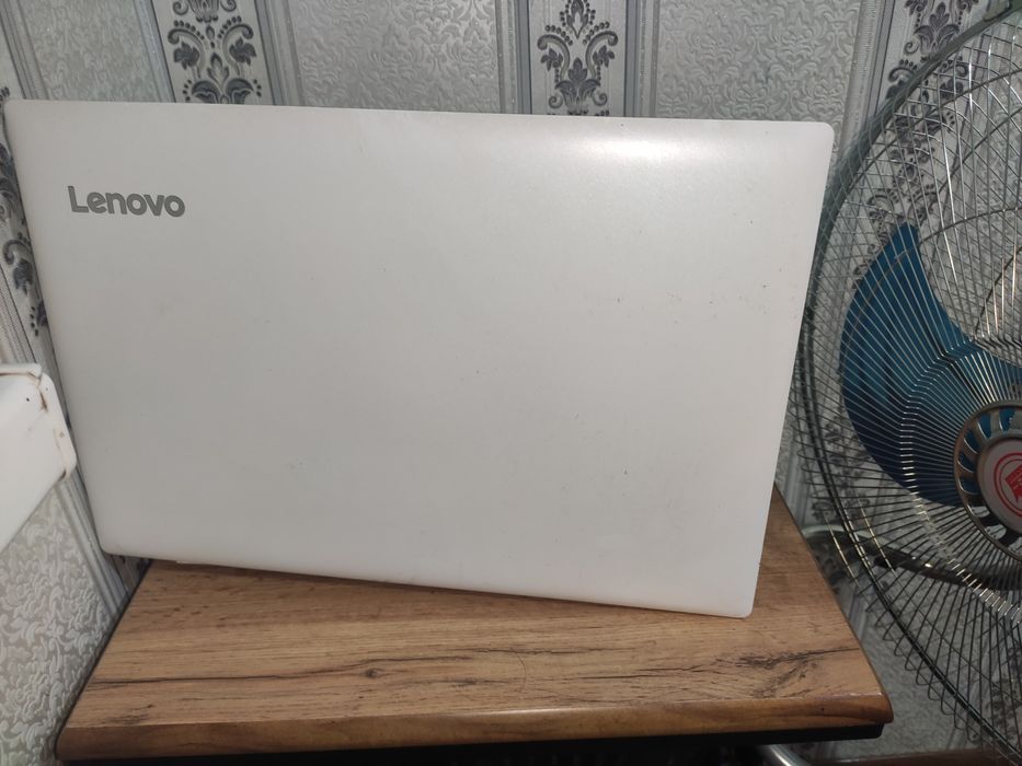 Lenovo ноутбук белый!