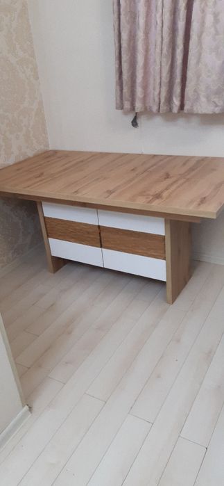 Стол кухонный стол