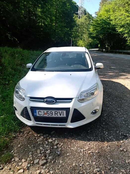 Ford focus Mk3, Titanium ,GPS, Xenon, cutie manuala