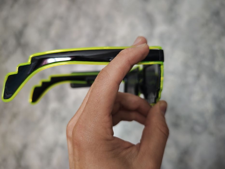 Очки пиксельные с подсветкой