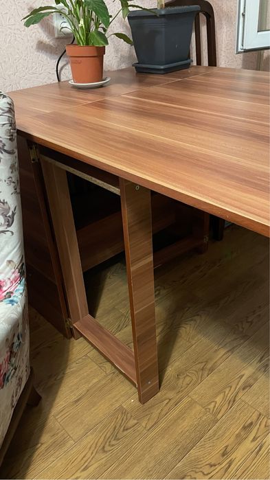 Стол-трансформер до 2 метров