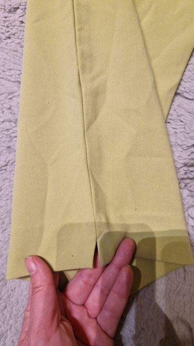 Pantaloni Stradivarius mărimea 42, talie înaltă