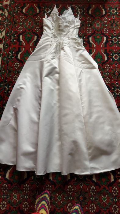 Свадебное платье б/у