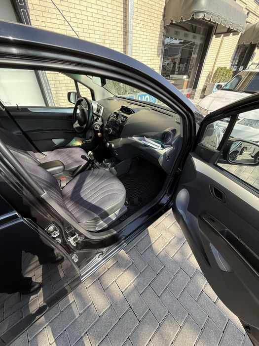 Машына в отличном состояние!