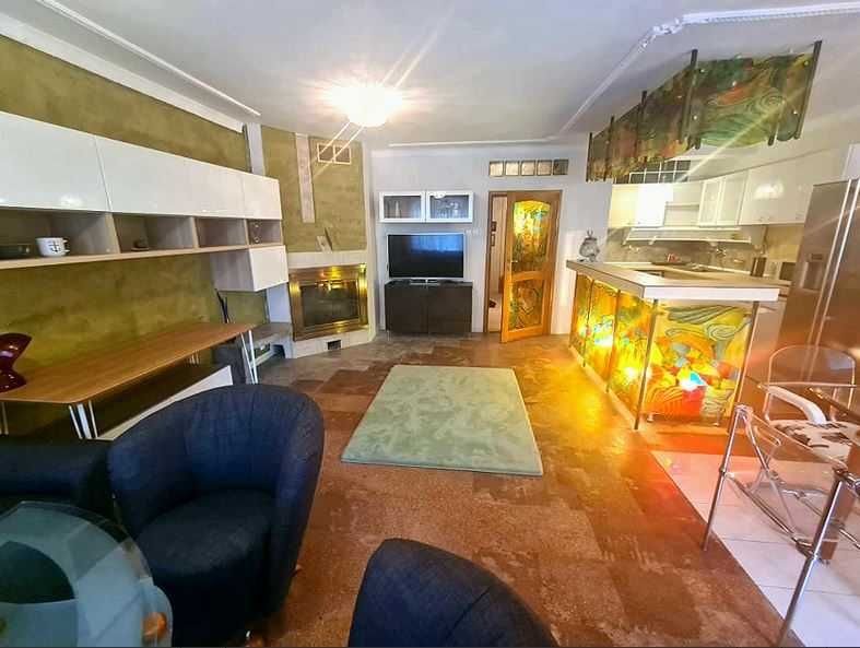 Дава се под наем Тристаен апартамент в Бургас, Възраждане - 110 кв.м за 382.5 € - Снимка #5