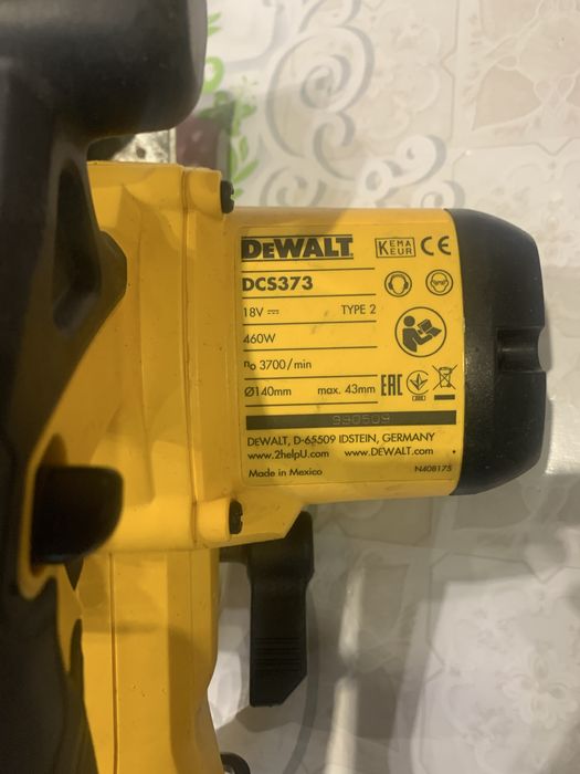 DeWALT DCS373/Акумулаторен ръчен циркуляр за метал