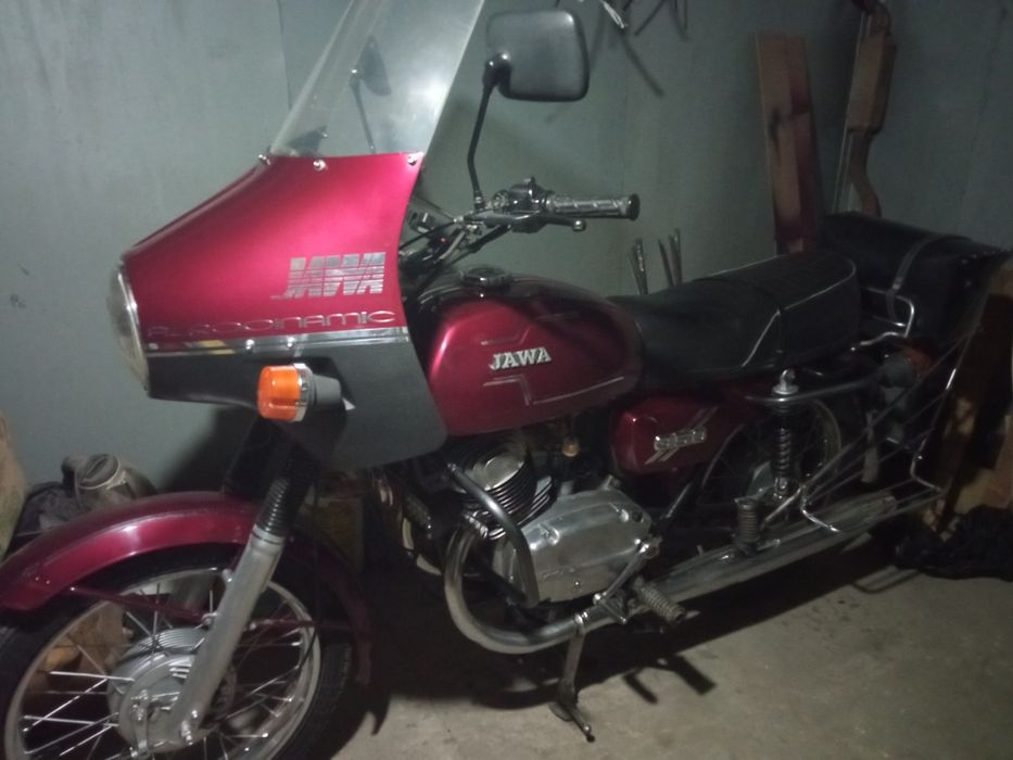 Продается мотоцикл Ява чезет. 350 . 12 вольт в отличном состоянии.
