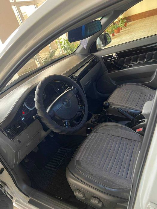 Срочно продается GENTRA 2016