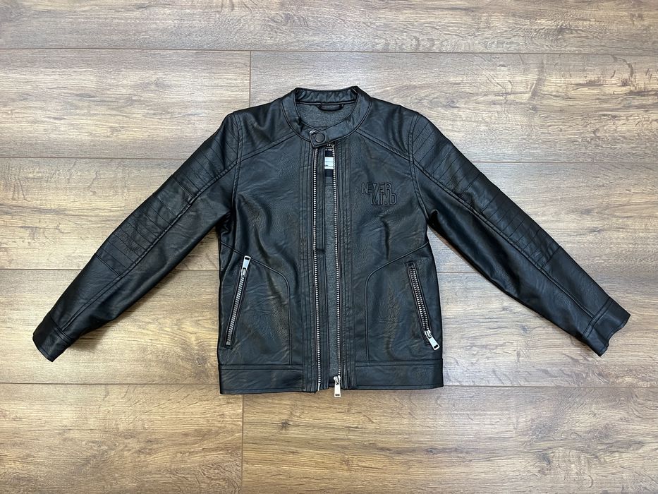 Кожено яке в черно 122/128 7-8 г.