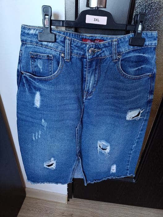 Fusta blugi mărimea M