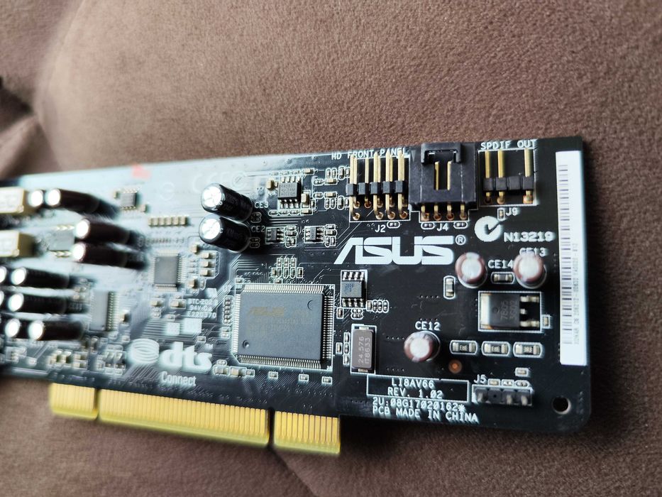 Звукова карта Asus Xonar DS / PCI / Вътрешна
