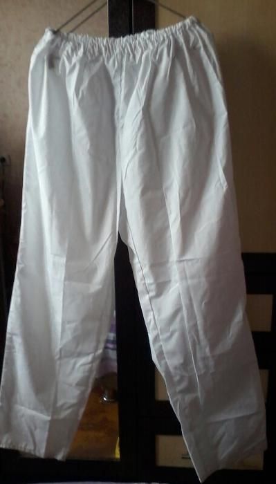 Продам медицинский белый халат