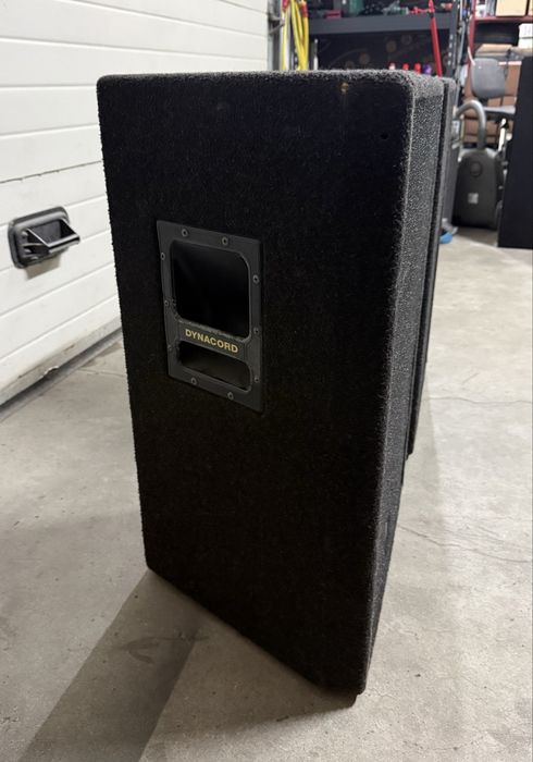 Vând cutii boxe Dynacord F150