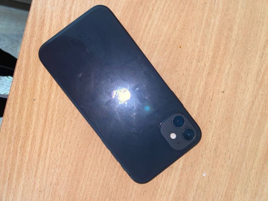 Обеняю iphone 11