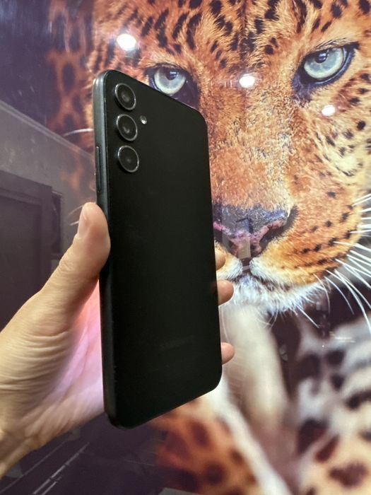 Samsung A34 в идеальном состоянии