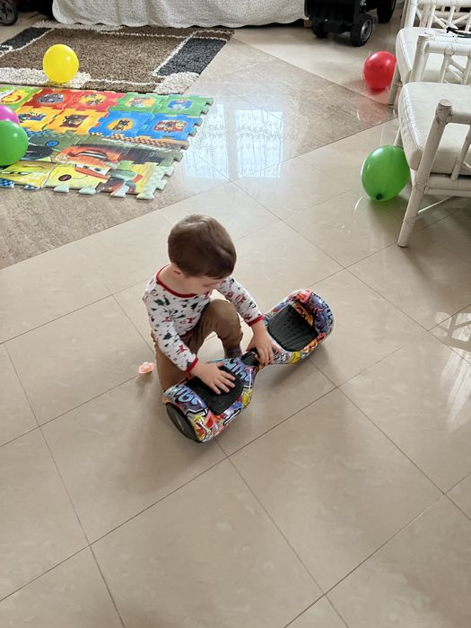 Hoverboard La cutie,  cu factura, ca nou