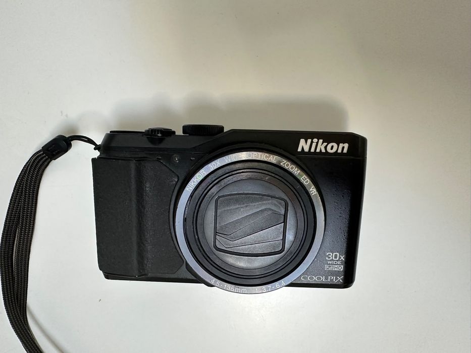 Nikon Coolpix S 9900 (defect)