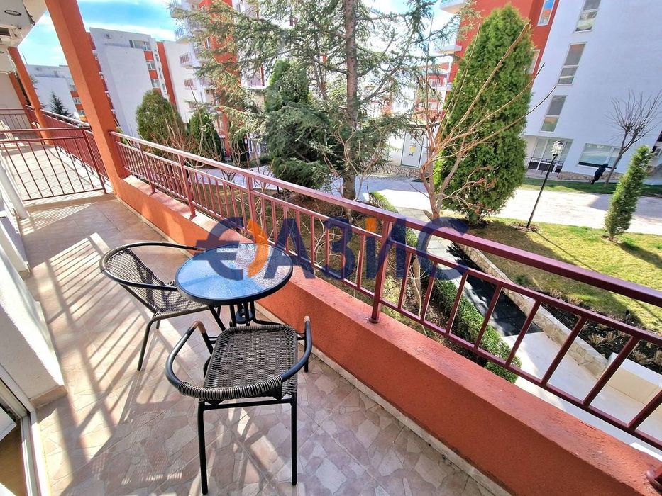 Продава се Двустаен апартамент в Свети Влас - 71 кв.м за 1296 €/кв.м - Снимка #14