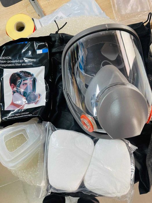 Mască de protecție completă reutilizabilă cu filtru cu cărbune activ
