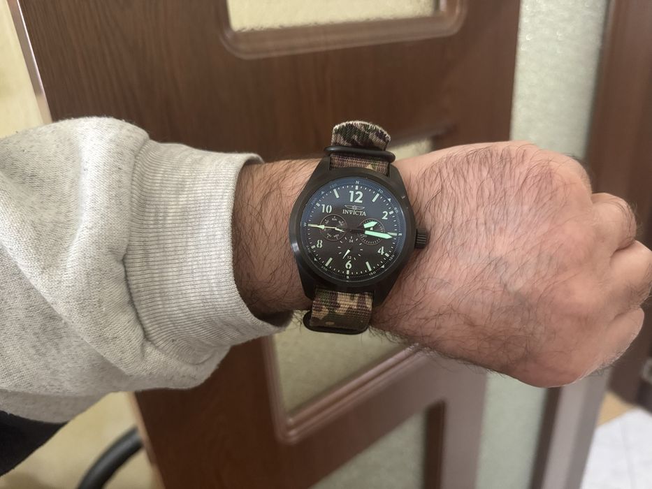Часовник Invicta