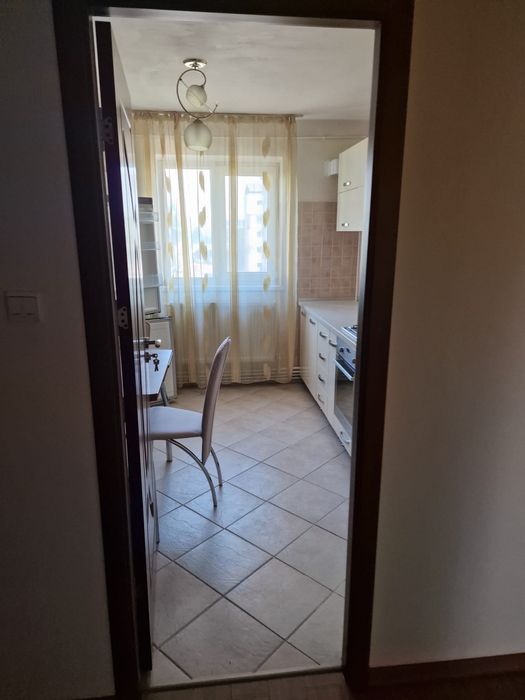 Inchirez apartament 4 camere ultracentral in Falticeni