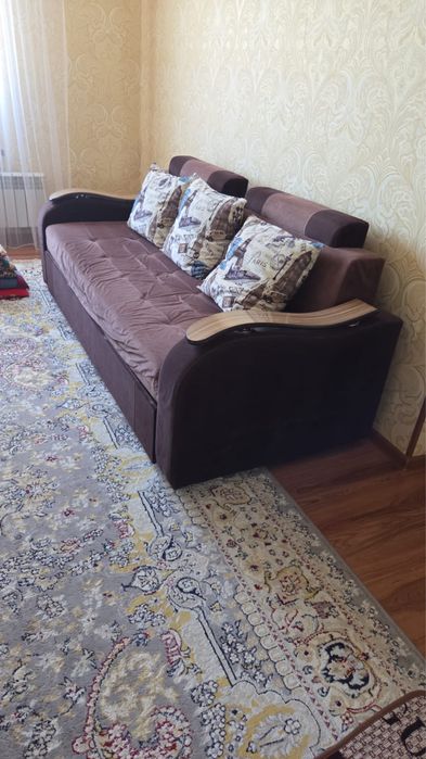 Продаётся диван в хорошем состояний