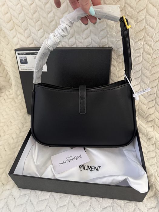 Дамска чанта нова YSL