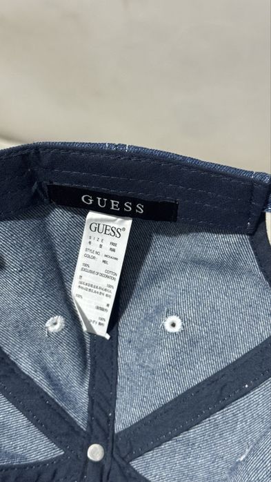 Кепка Guess Oakley