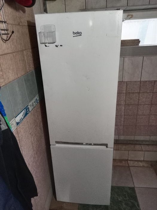 Холодильник в отличном состояни