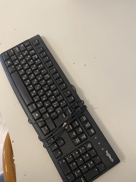 Продам клавиатуру logitech