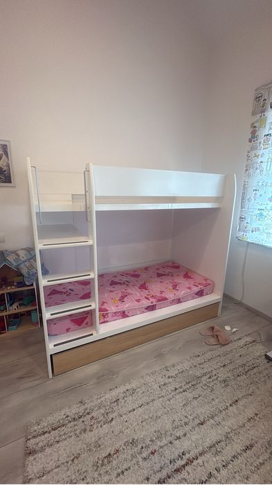 Pat supraetajat + 2 saltele