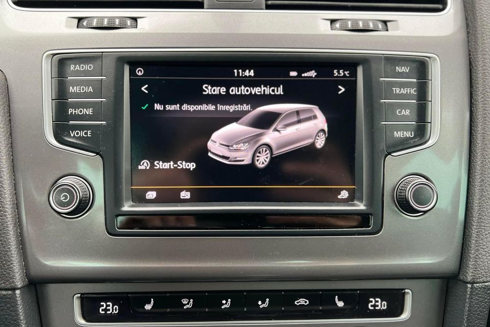 Display navigatie golf 7 2016