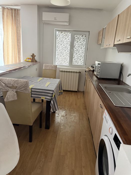 Inchiriez apartament cu 2 camere