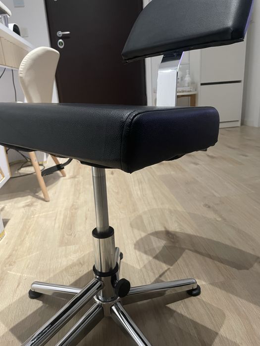 Scaun pedichiura  200 lei Nu este negociabil