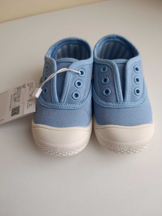 Бебешки обувки MNG размер 21