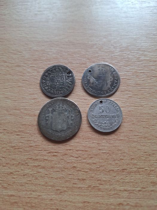 Различни сребърни монети