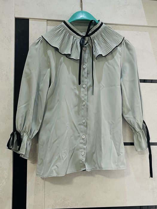 Женская кофточка