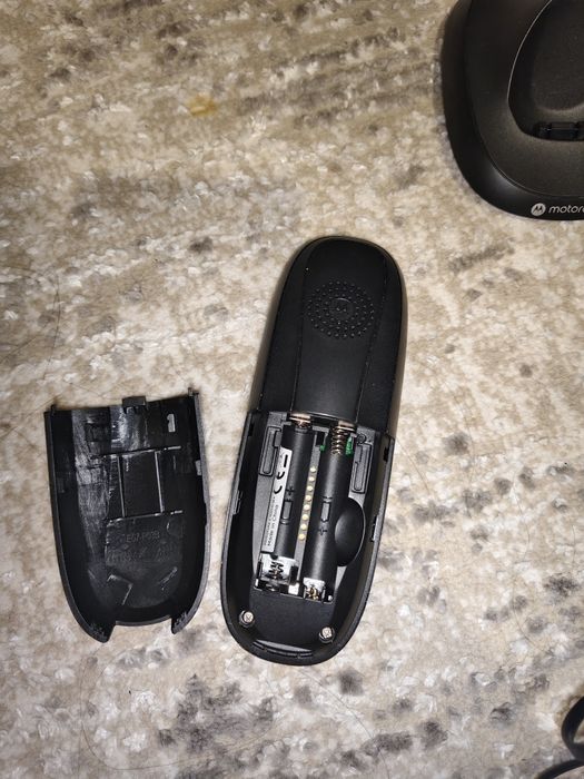 Продам радиотелефон Motorola C1001CB+